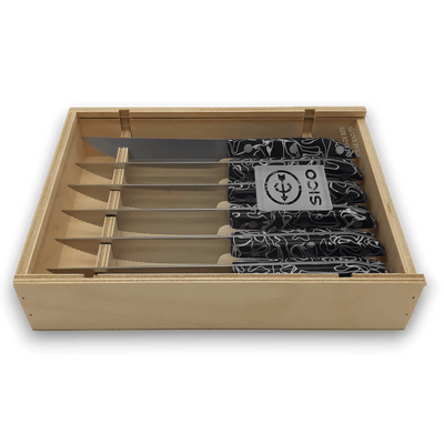 SICO Steakmesser auf gedecktem Tisch